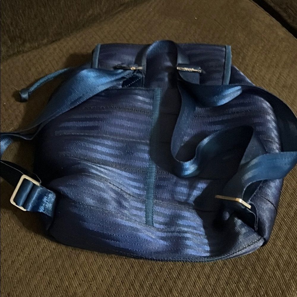 Harveys Blue Backpack - Picture 2 of 9